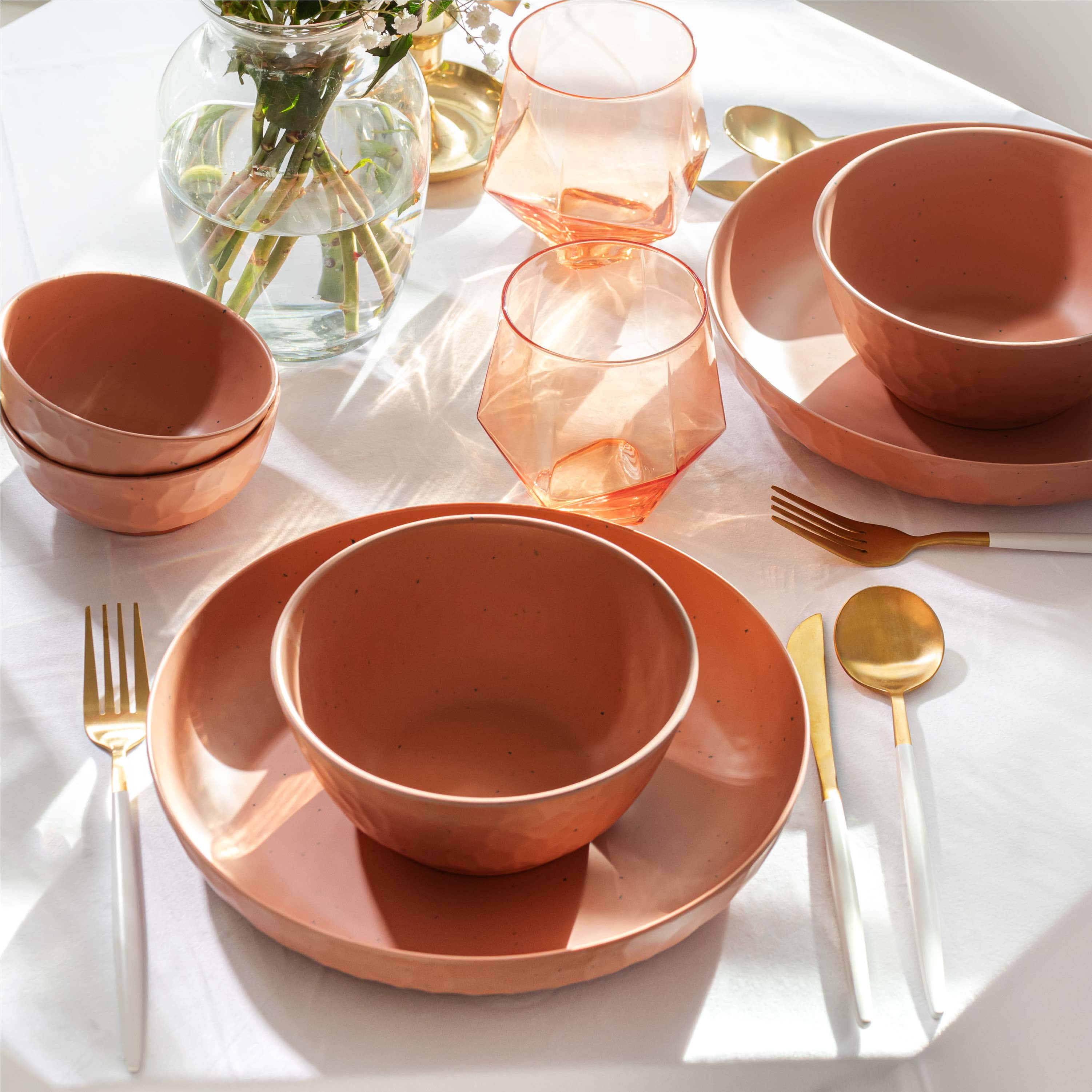 Discover Jessie James Decker's 16-Piece Just Feed Me Melamine