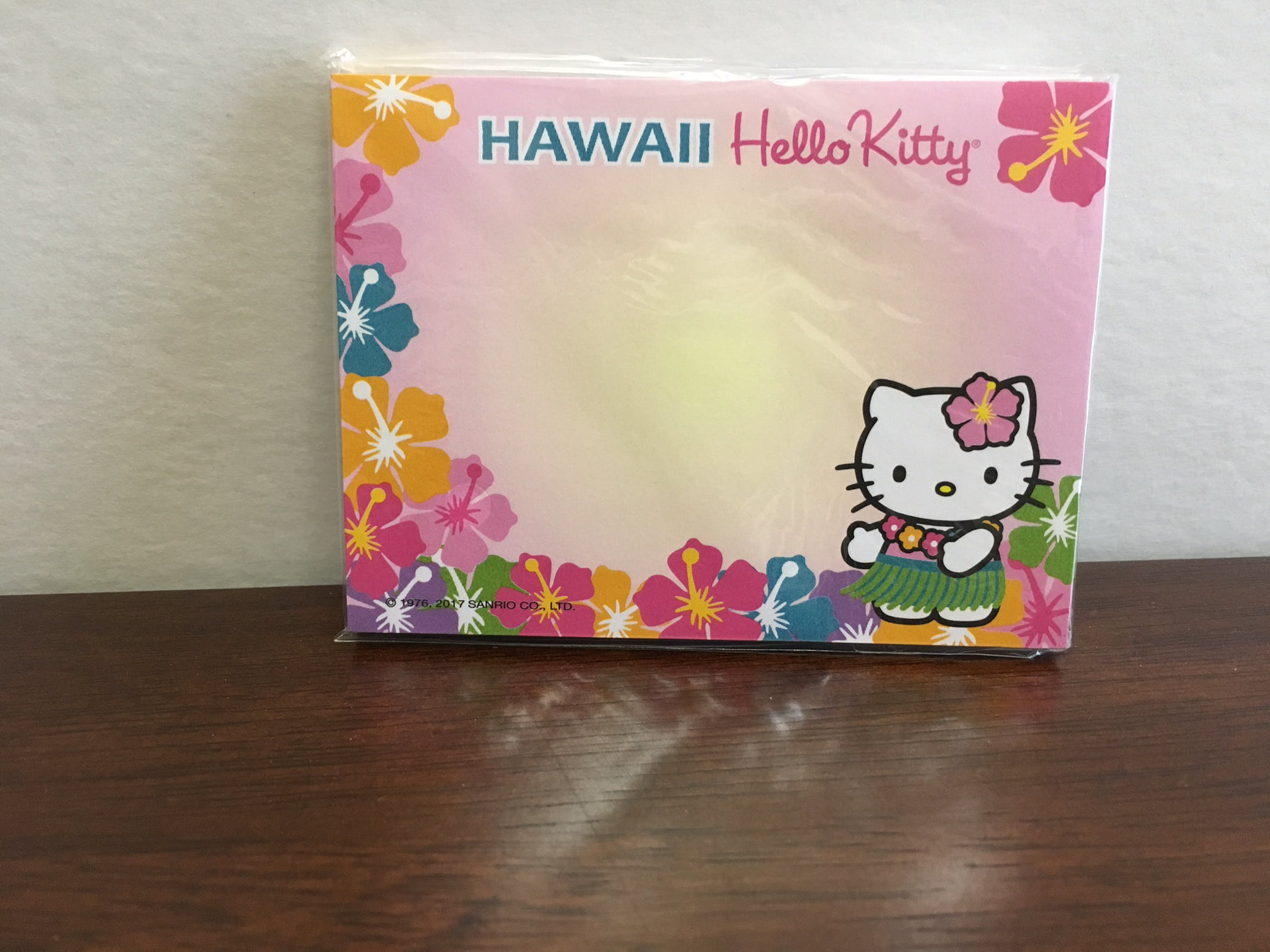 Sanrio Hello Kitty Sticky Notes Hawaii 30 Sheets Pink Flower Hula