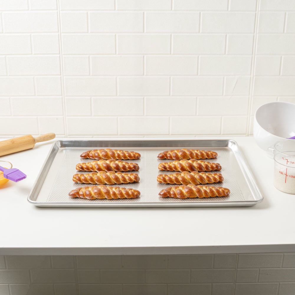 Restaurantware-Met Lux 26 x 18 Inch Industrial Baking Pan, 1 Perforated Baking Sheet - Heavy-Duty, Rimmed Edges, Aluminum Sheet Pan, Endures Up To 392F, Dishwashable