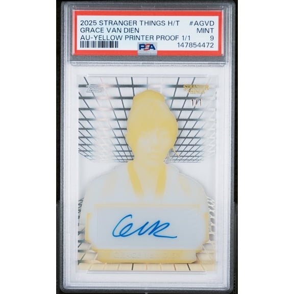 Graded 2025 Topps Stranger Things High Tek Autographs Grace Van Dien Auto PSA 9