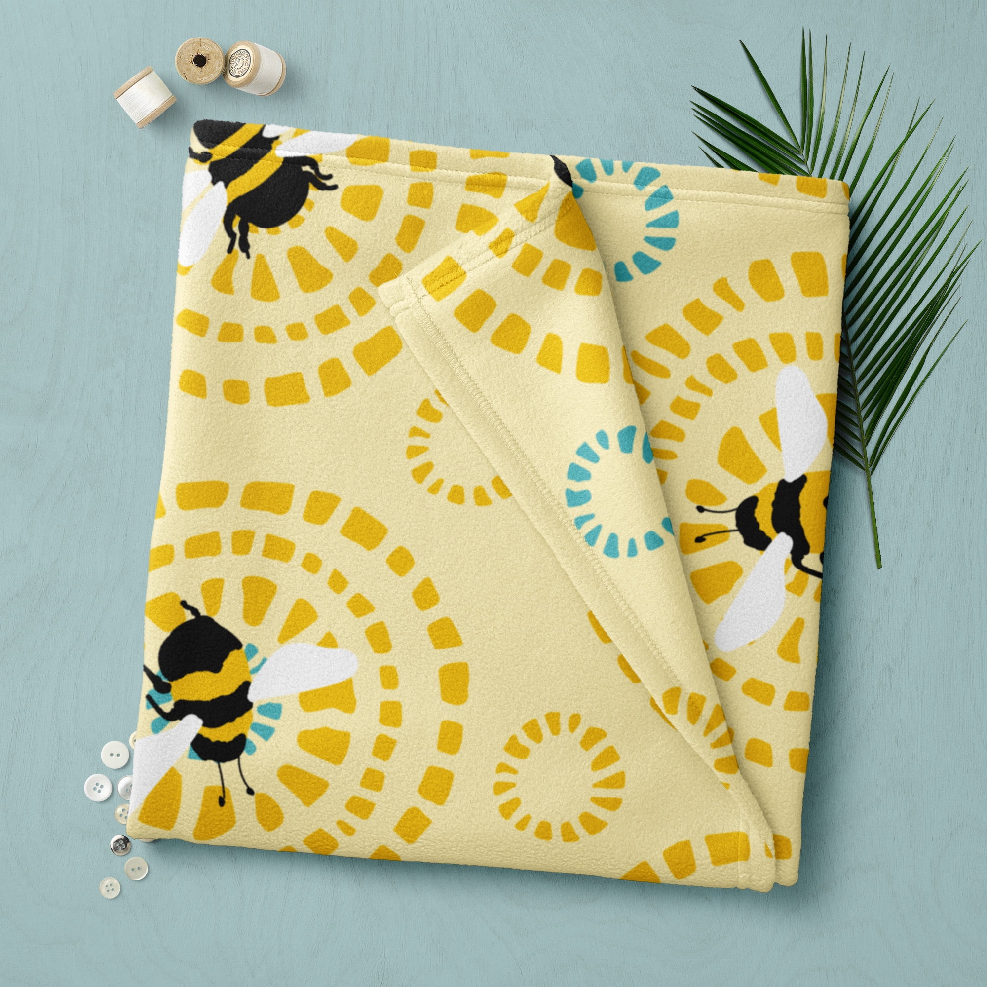 Mainstays 1.5 Yards 100% Polyester Brushed Fleece Bees Circles, Yellow, 60" Wide for Crafts