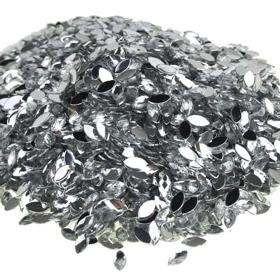 Leaf-Shaped Acrylic Rhinestone Diamonds