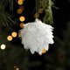 thumbnail image 2 of Espuma Navideña Decoración De Pétalos Blancos Polvo Adhesivo Colgante Para Árbol De Navidad Accesorios Para Decorar El Ambiente Suministros Decorativos, 2 of 2