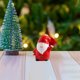 thumbnail image 1 of Adornos navideños, adornos navideños, regalos navideños, figuras navideñas en miniatura, mini adornos de resina de Papá Noel para manualidades navideñas., 1 of 4