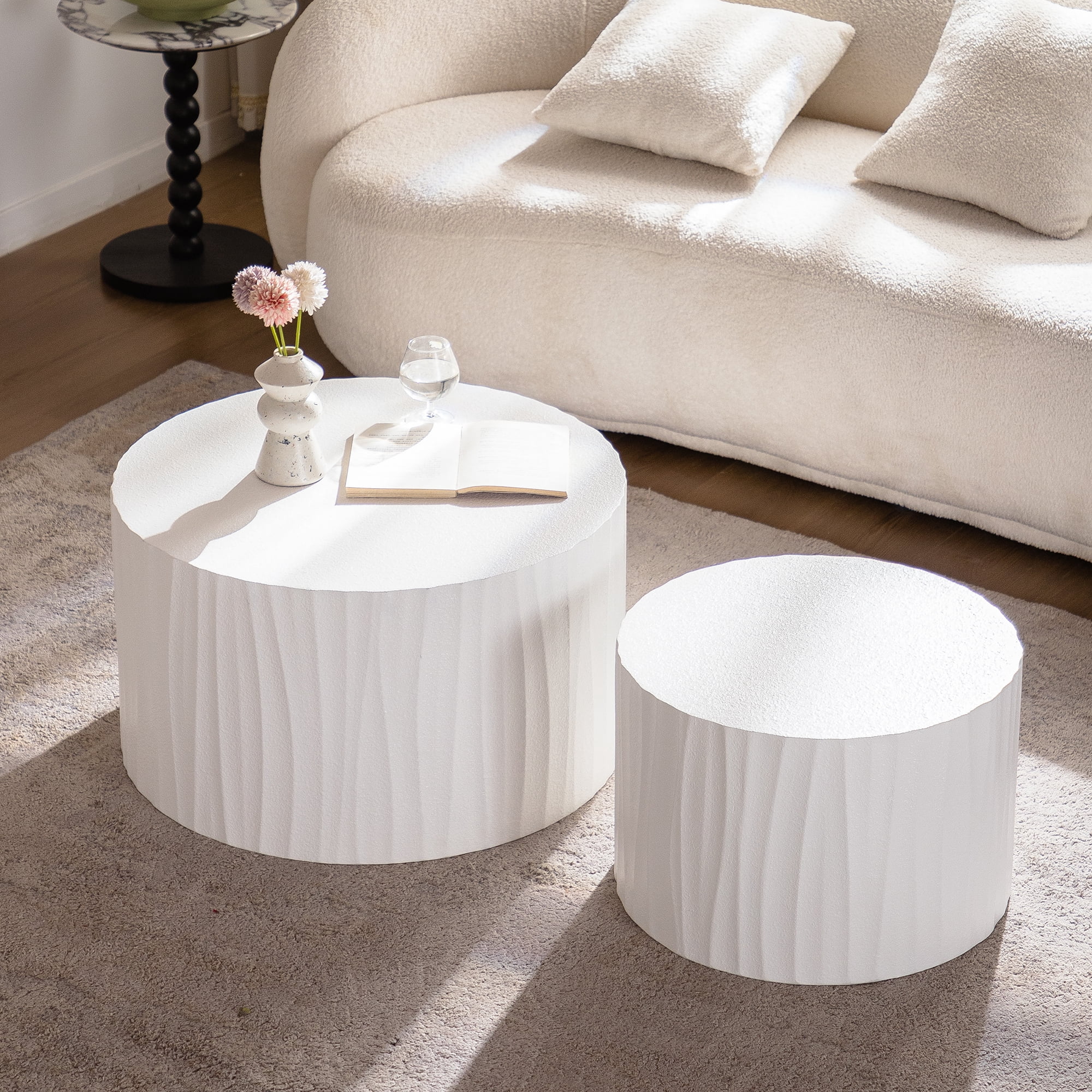Leumius Nesting Coffee Table Set of 2 Round Wooden Coffee Tables Circle Modern Table Accent End Side Table for Living Room Bedroom White