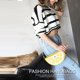 thumbnail image 4 of BRIGHTFUFU Bolso bandolera para mujer con cadena dorada y diseño de frutas, ideal como bolso de hombro o bolso de limones., 4 of 7