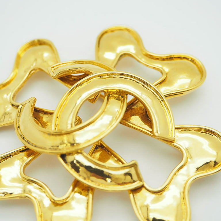 Pre-Owned Chanel CHANEL Clover Coco Brooch Deca Gold 94P Pin Ladies (Good)  