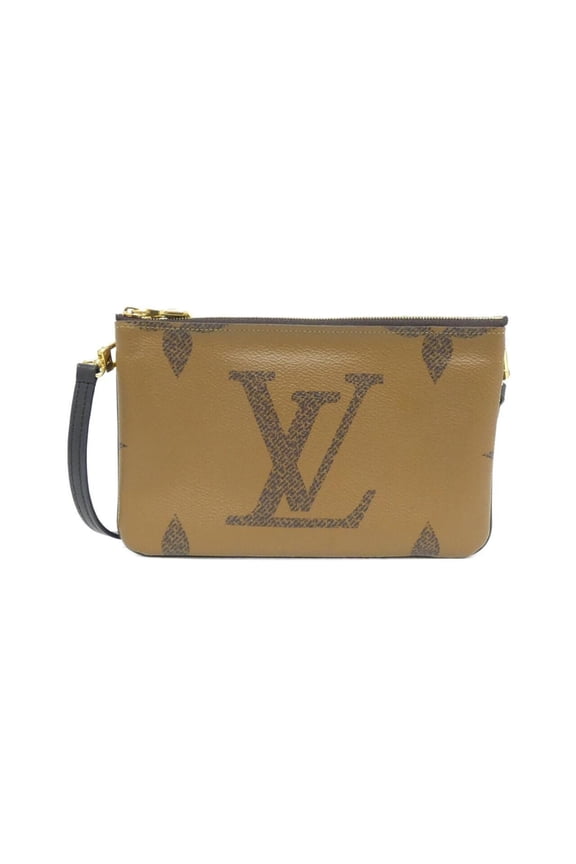 Pre-Owned Louis Vuitton Monogram Giant Pochette Double Zip Shoulder Bag M69203