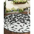 thumbnail image 3 of Unique Loom Outdoor Modern Collection Area Rug - Origami (6' 1" Round Black and White), 3 of 11