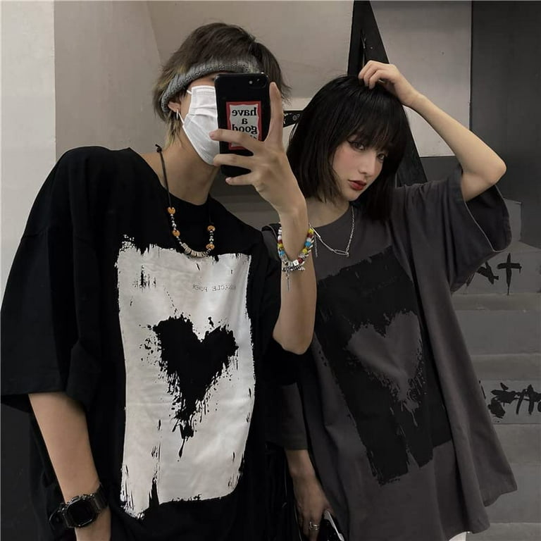 Love Emo Girls Heart Trendy Egirl Teens Goth Punk T-Shirt