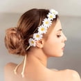 thumbnail image 4 of Paquete de 2 diademas de flores de margarita, corona de girasol, diademas de estilo bohemio para novias, mujeres, niñas, hippies, bodas, festivales de playa (blanco) Sailing Electrónica, 4 of 5
