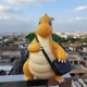thumbnail image 4 of Figura de acción de Anime de Pokémon Dragonite, con bolsos, estatua de muñecas 1:1, dinosaurio animal con alas, decoración, modelo de regalo, 4 of 4