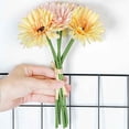 thumbnail image 1 of Xihbxyly Gerberas Artificiales de Seda, Ramo Multicolor Vibrante, Tela de Seda Fácil de Limpiar, Decoración para Bodas y Hogar, Fiestas, Uso En Oficina y Jardín, 25 Cm de Largo., 1 of 2