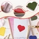 thumbnail image 4 of Marcadores de cuero personalizados con forma de corazón, juego de 6, protectores de esquinas, hechos a mano para amantes de los libros, regalos ideales para niños y mujeres, 4 of 7