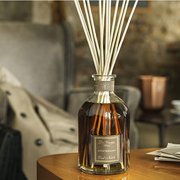 Dr. Vranjes Oud Nobile Fragrance Diffuser 500 mililiter - Woody Scent