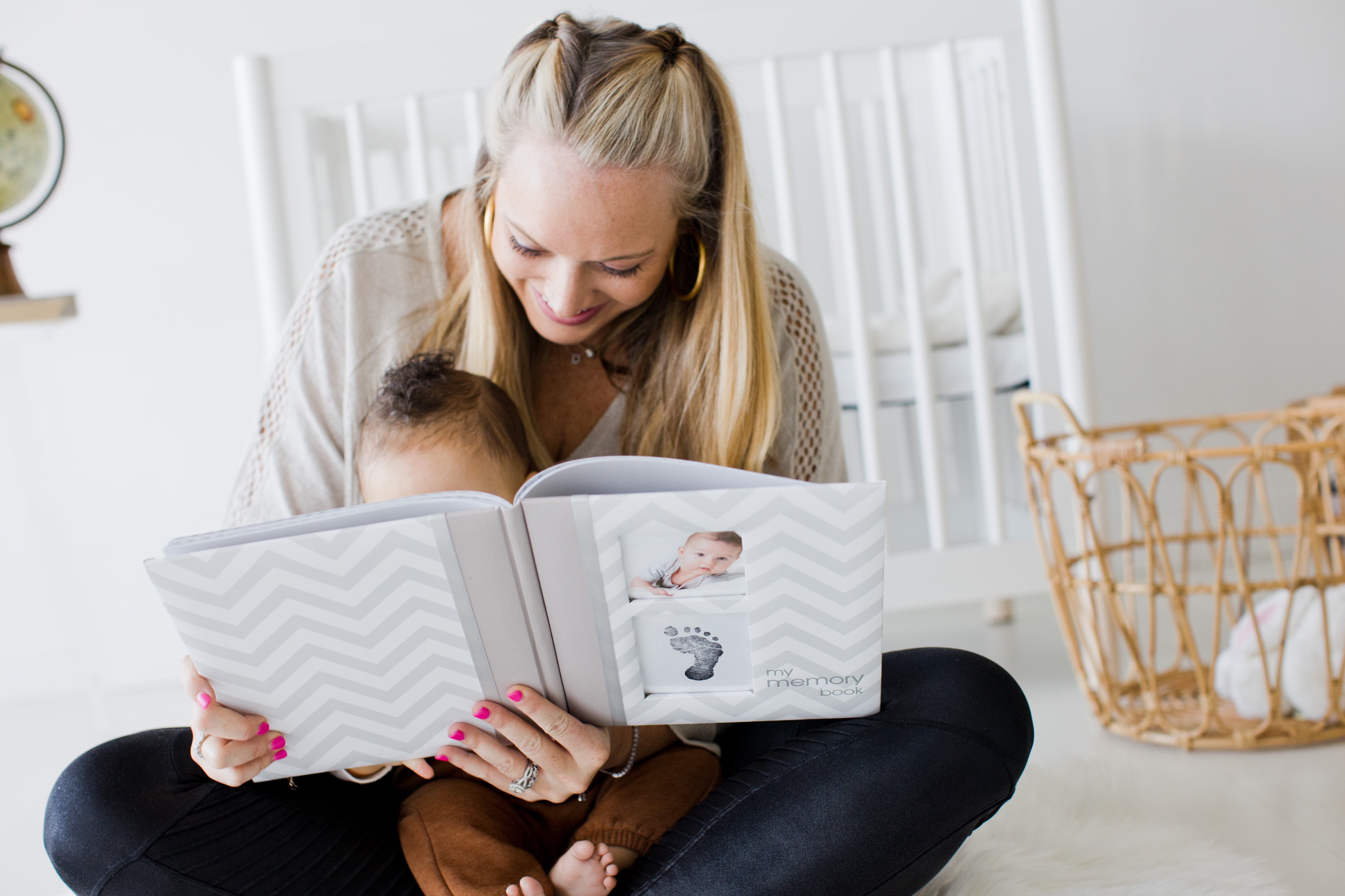 Pearhead Chevron Baby Book with Clean-Touch Ink Pad, Pink by Pearhead