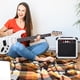 thumbnail image 5 of Amplificador de guitarra eléctrica LyxPro de 20 W con altavoz - Blanco, 5 of 5