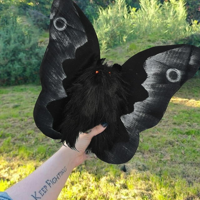 Peluche gótico Mothman con ojos rojos, 35 cm de altura