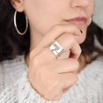 thumbnail image 3 of Anillo giratorio de corazón de plata para mujer - Anillo con banda resistente - Artesanal hecho a mano, 3 of 3