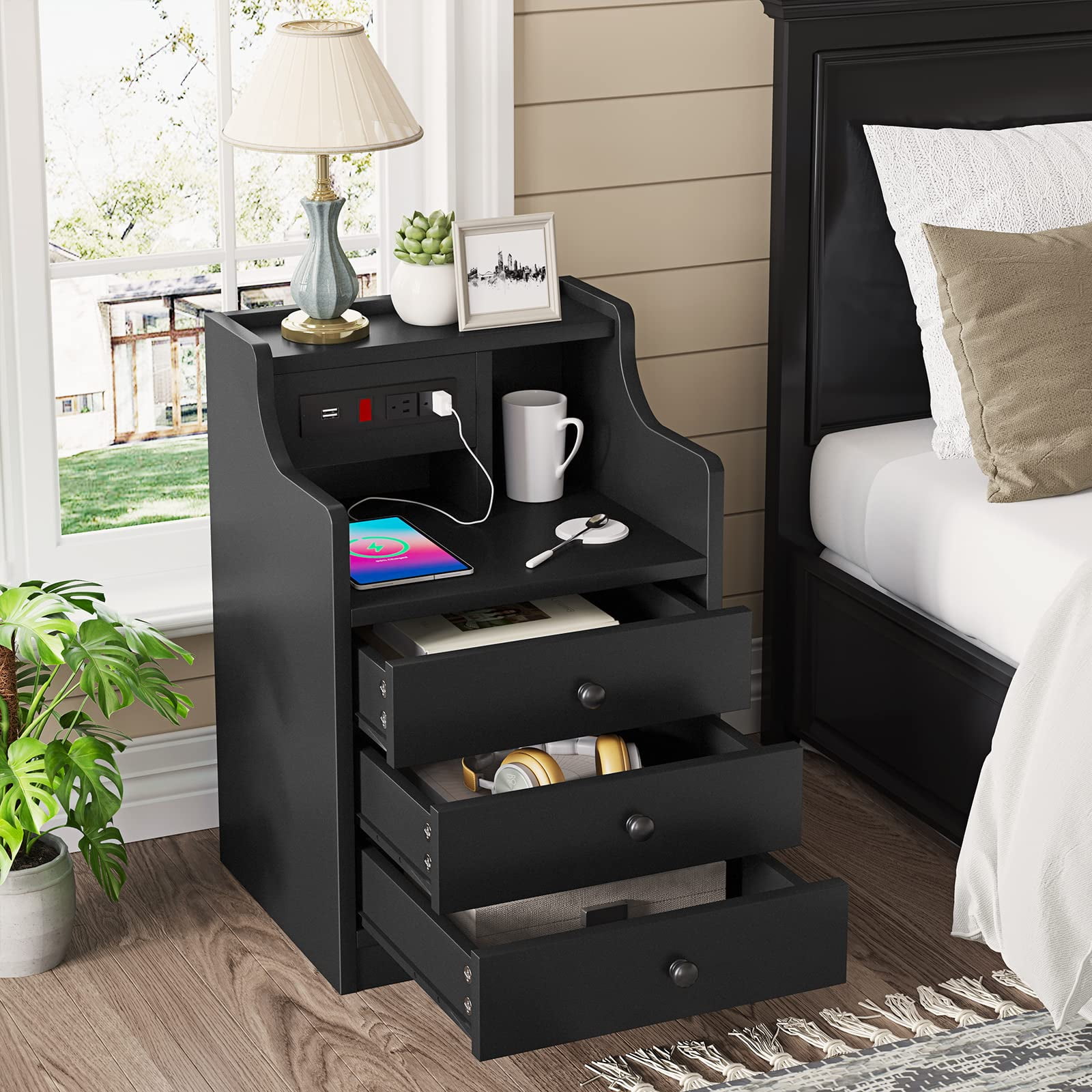 Black Nightstand with Charging Station, Floating Nightstand with 並行輸入品 Modern Nightstand with Charging Station Black | Sikaic