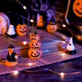 thumbnail image 2 of Paquete de 3 mini estatuas de calabaza de Halloween, mini calabaza de resina, adorno fantasma, cuento de hadas, decoración de jardín de Halloween, muñeca de calabaza, paisaje en miniatura, decoración de jardín para el hogar al aire libre (estilo vivo) oso de fresa Electrónica, 2 of 5