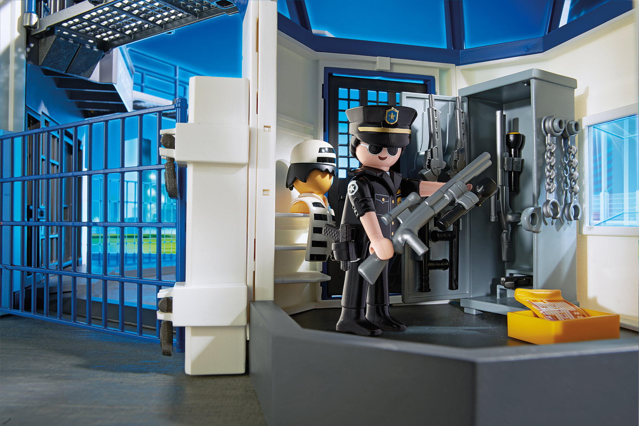 Playmobil  9131 Police Headquarters with Prison for sale online 