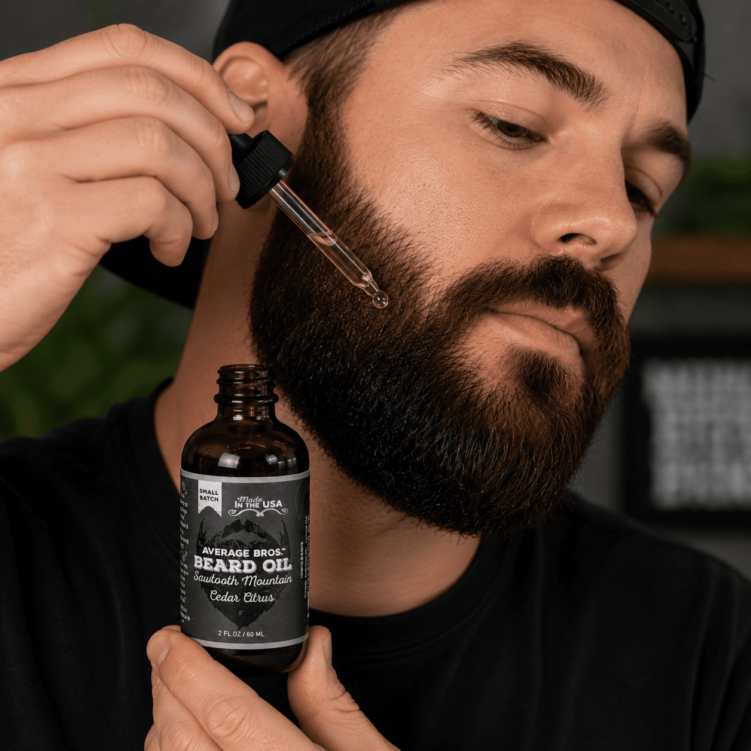 Average Bros Beard Oil, Sawtooth Mountain Cedar Citrus, Hydrating Formula, 2 fl oz.