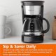 thumbnail image 2 of Amazon Basics - Cafetera de 5 tazas con filtro reutilizable, cafeteras de acero inoxidable y negro AmazonBasics NA, 2 of 7