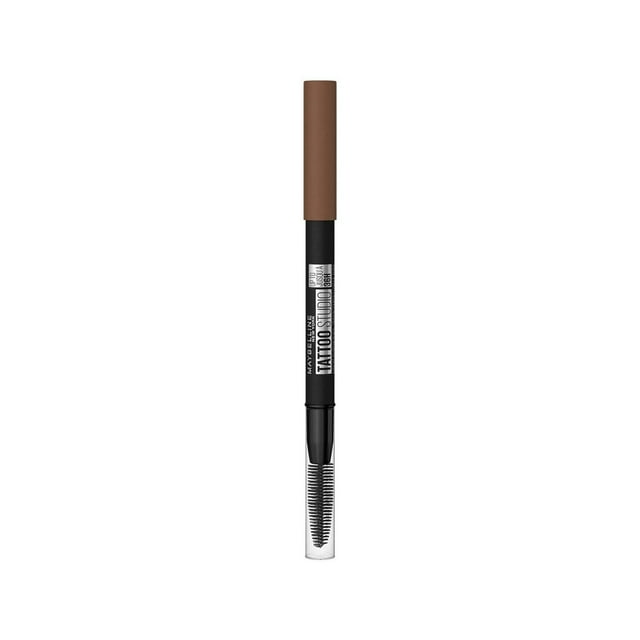 Maybelline Tattoo Brow Crayon à Sourcils Pigmentaire 36 H avec Capuchon Brun et Baril Noir Étiqueté avec Texte Blanc, Doté d'Une Brosse spoolie avec Couvercle Transparent à une Extrémité, Offrant une Définition des Sourcils Imperméable et Résistante aux Bavures jusqu'à 36 Heures, Idéal pour une Mise en Forme et un Comblement Précis.
