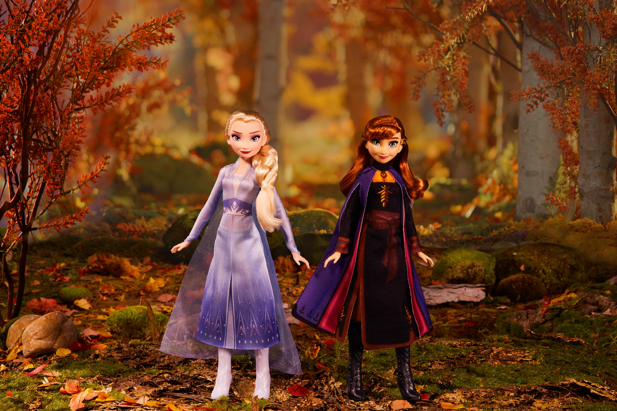 Disney Frozen 2 Forest Playset, Includes Anna, Elsa, Ryder & Honeymaren Dolls - image 3 of 13