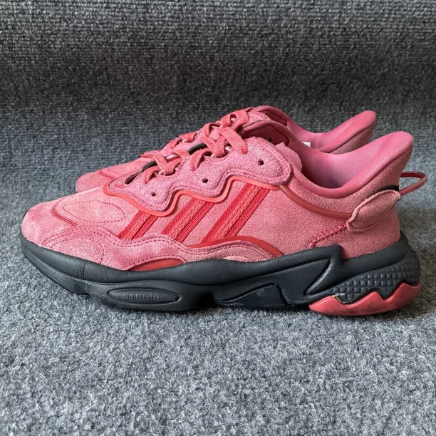 Ad-id-as OZWEEGO Shoes Men Size 7.5 Red Pink Suede Lightweight Active Training