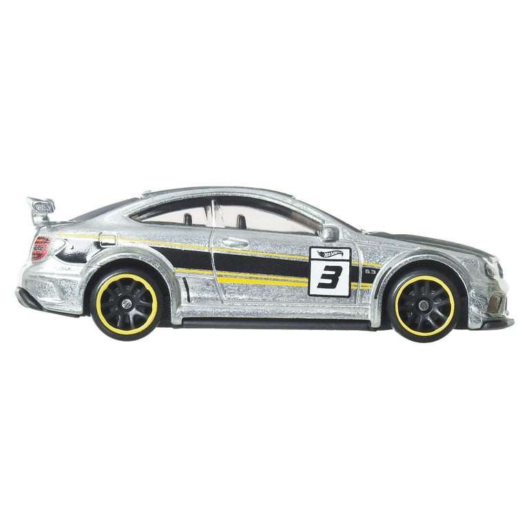 Hot Wheels 1:64 Scale Die-Cast Toy Cars & Trucks, Set of 6 Zamac