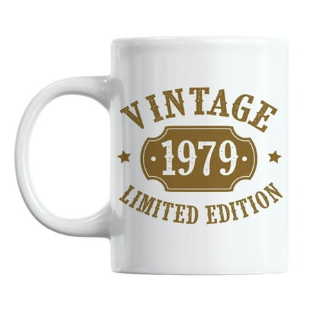

Vintage 1978 feat. a Classic Number Plate Birth Year Coffee & Tea Mug (11oz)