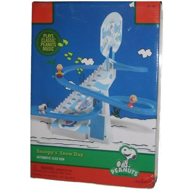 Peanuts Snoopy Snow Day Automatic Sled Run Toy Game