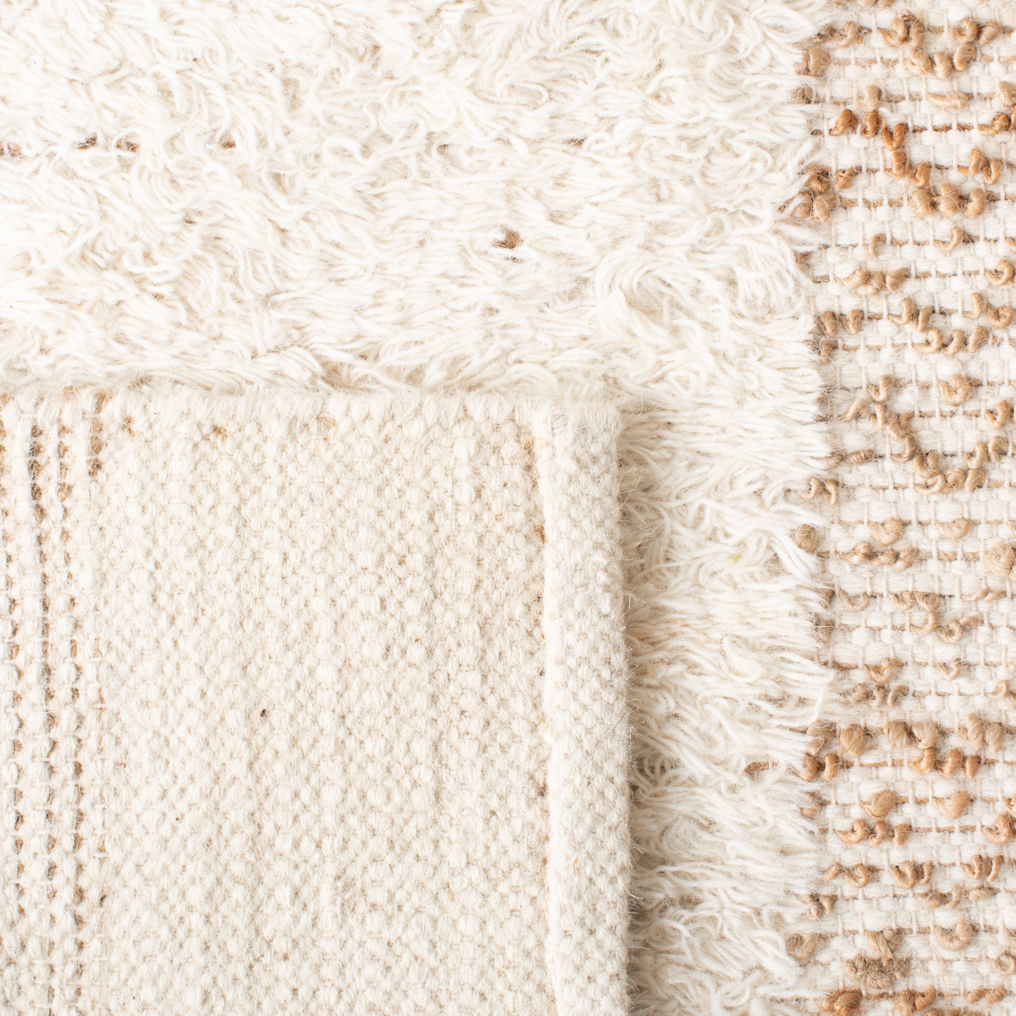SAFAVIEH Natura Jerald Bordered Area Rug, Ivory/Natural, 6' x 6' Square