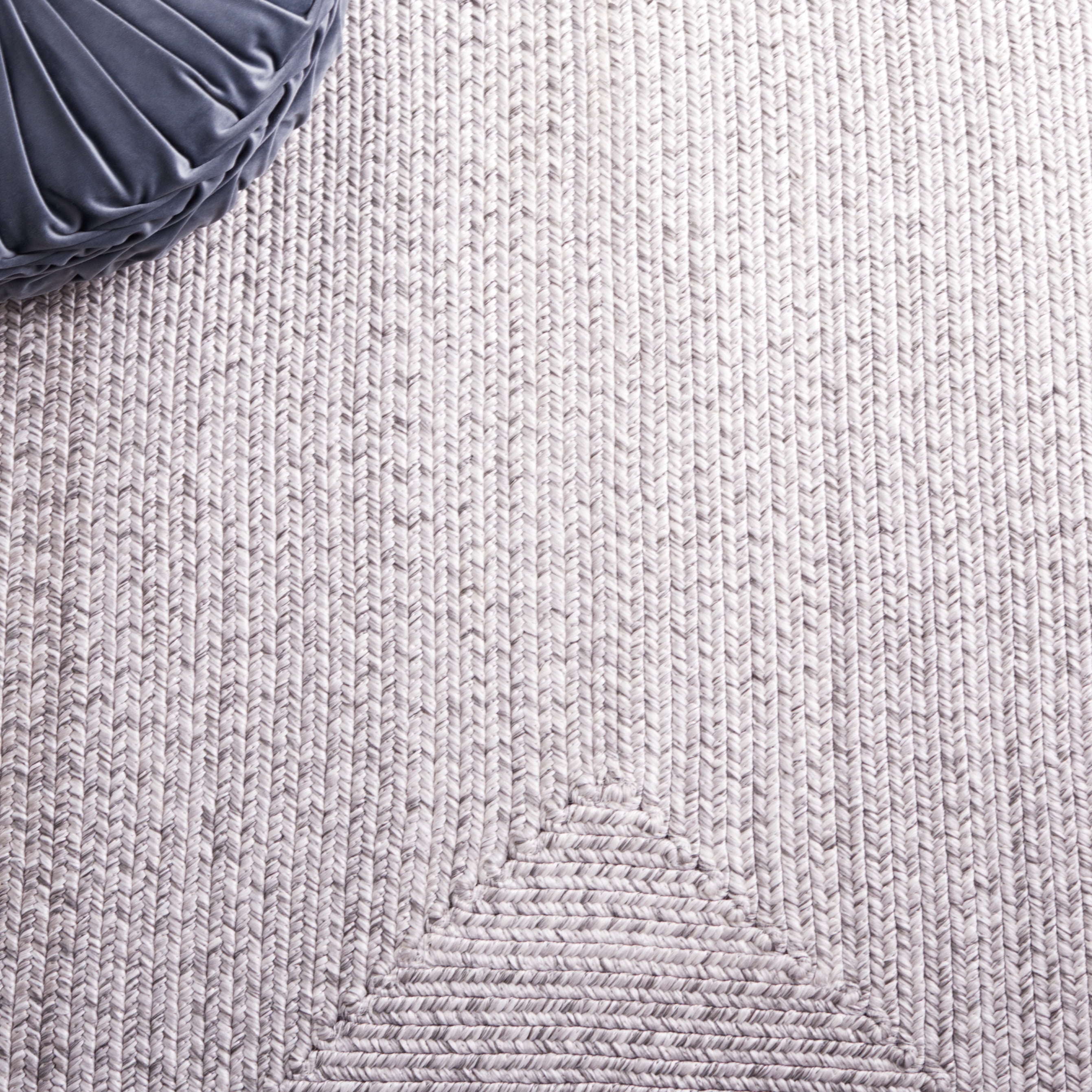 SAFAVIEH Braided Evangeline Bordered Machine Washable Reversible Runner Rug, Grey, 2'3" x 16'