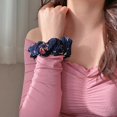 thumbnail image 2 of Accessoires de Corde à Cheveux Floral Plissés Corde à Cheveux Fleur Queue de Cheval Élastique, 2 of 6