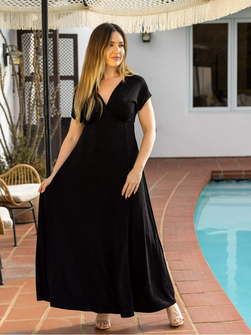 metallic knit maxi dress Eden Dark Blue accentuates your curves while adding a touch of sparkle Metallic Knit Pleated Maxi Dress