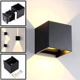 thumbnail image 2 of Lámpara de pared LED para exteriores con forma de cubo que ilumina la luz, 2 of 4