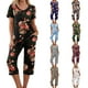 thumbnail image 5 of Qucoqpe - Conjuntos de pijama cómodos para mujer, con blusa de manga corta con cuello en V y pantalones anchos con estampado floral, estilo capri holgado, 5 of 5