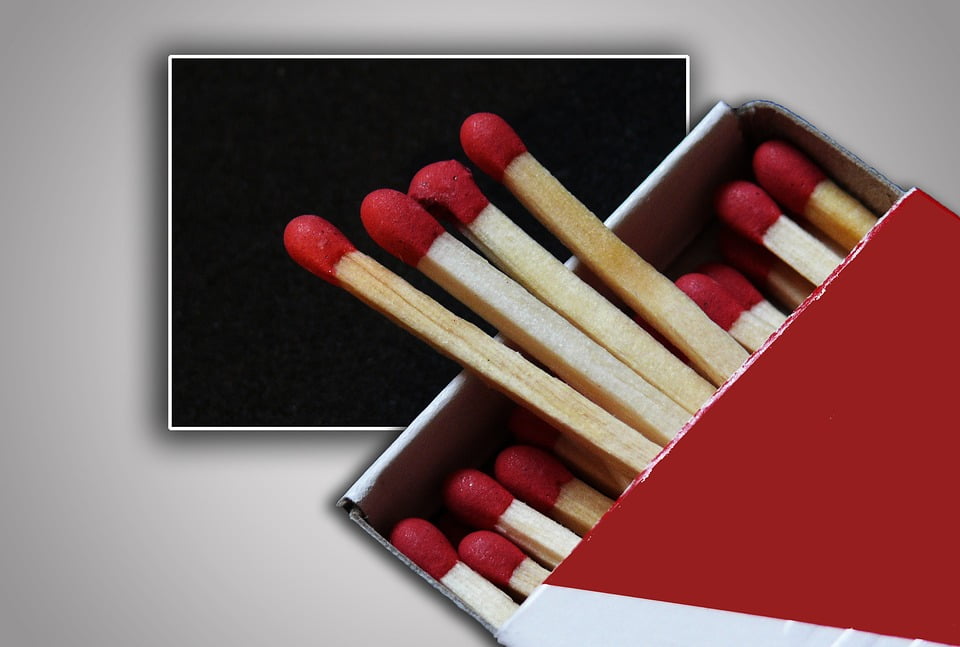 Box Flame Fire Sticks Kindle Matches Match Burn20 Inch By 30 Inch