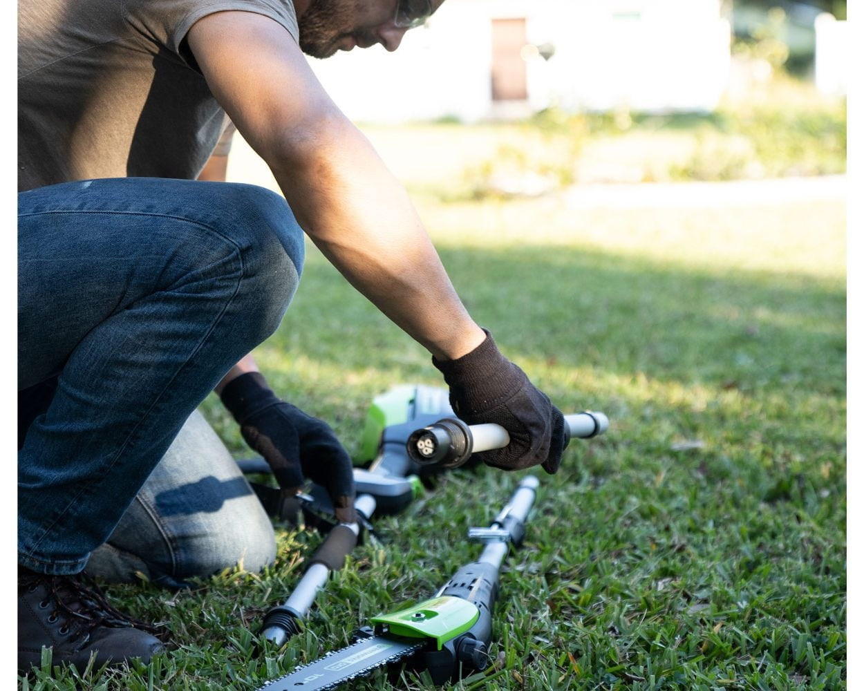 60V 20-Inch Cordless Pole Hedge Trimmer