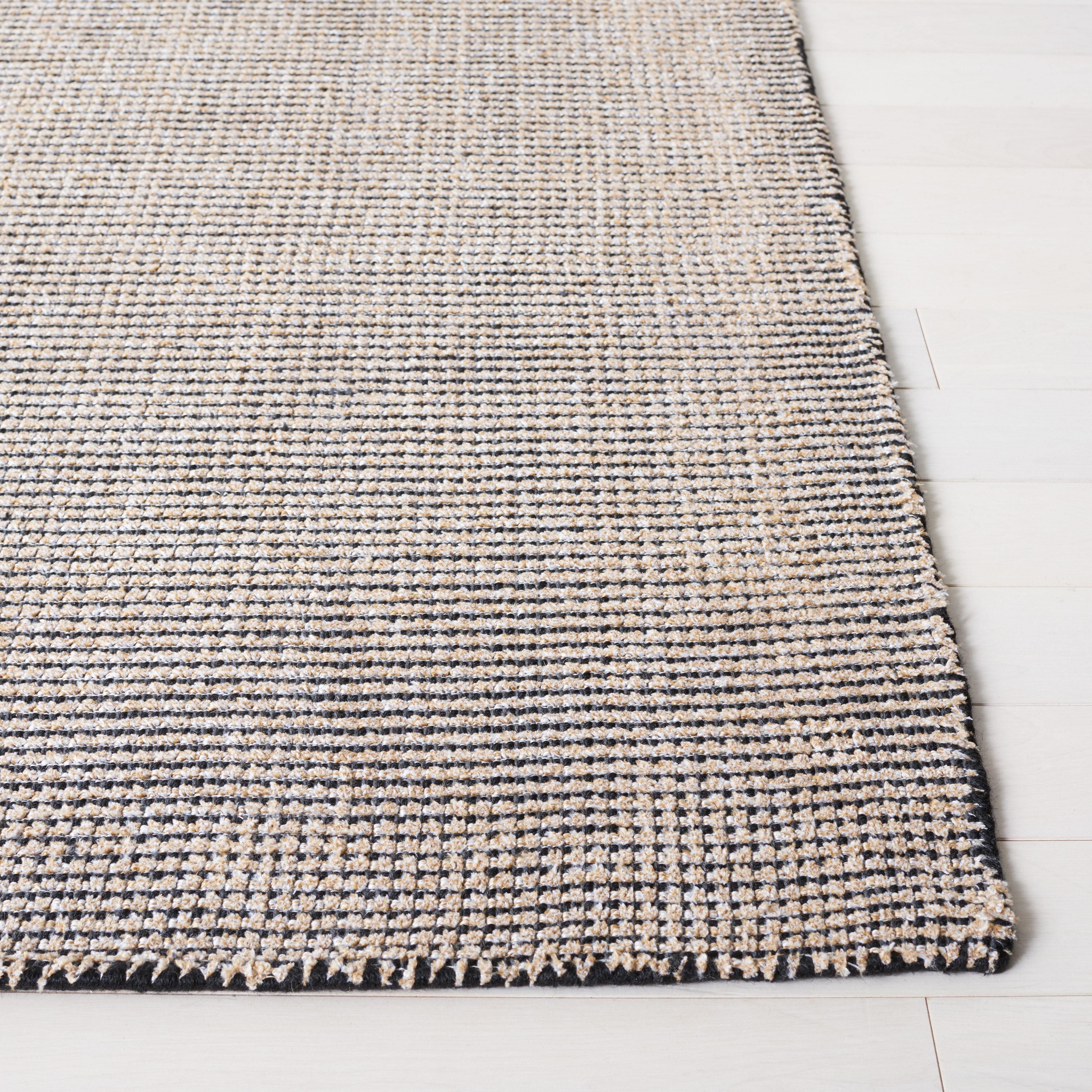 SAFAVIEH Classic Vintage Blanca Distressed Area Rug, Natural/Black, 6' x 6' Square