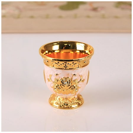 

Vintage Teacup Engraving Pattern Zinc Alloy Shiny Surface Wine Cup for Gift