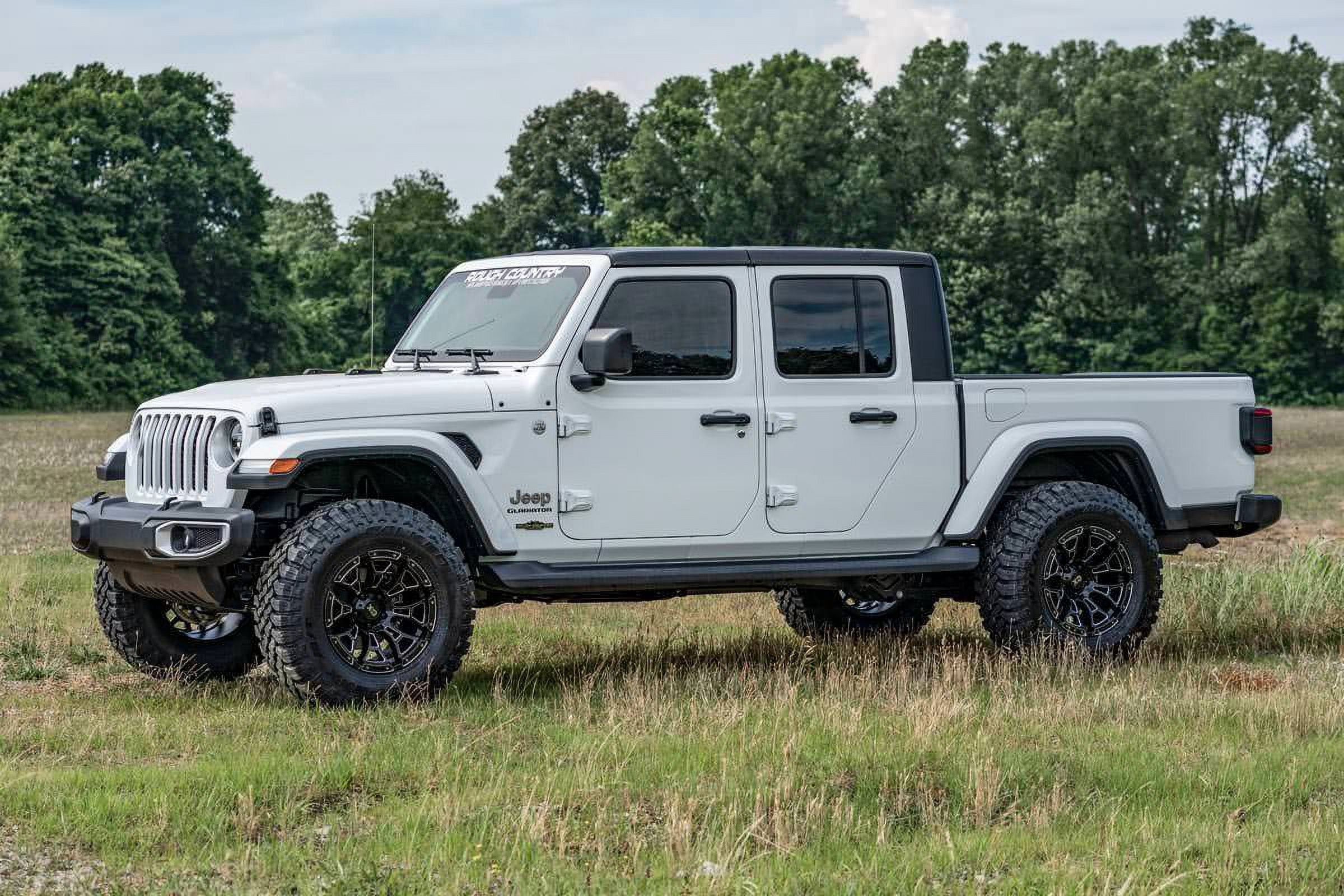 Rough Country 2.5" Leveling Kit for 2020-2023 Jeep Gladiator JT 4WD - 64830B