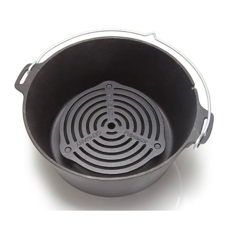 Petromax Cast Iron Trivet, Use in Dutch Ovens to Reduce Burning, Grill Meat  Directly in a Campfire or as a Trivet for Hot Pots in Fire or on Table