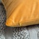 thumbnail image 3 of Juego de 2 fundas de cojín decorativas de terciopelo, funda de almohada para sofá, decoración súper suave, hogar, sala de estar, dormitorio, sofá, amarillo, naranja Ormromra QH-1020, 3 of 8