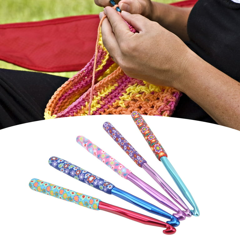 Lighted Crochet Hook Set, Light Up Crochet Hooks with Ergonomic Handle for  Arthritic Hands, 12 Size Interchangeable Aluminum Crochet Hook 2mm to 8mm