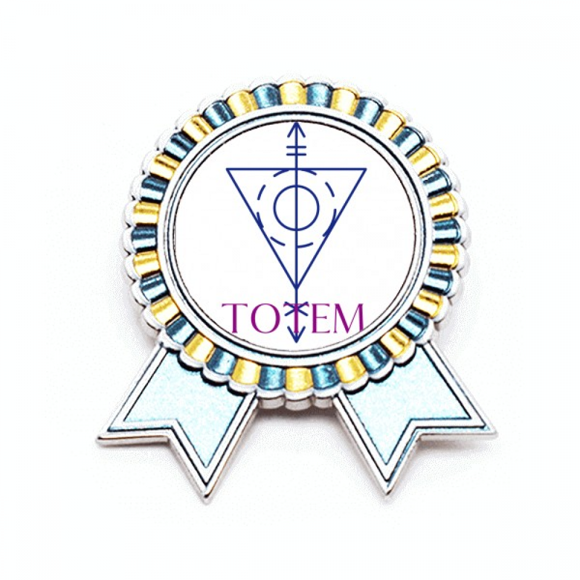 Arrowhead Triangular Totem Circle Badge Brooch Pin Winner Award Medal