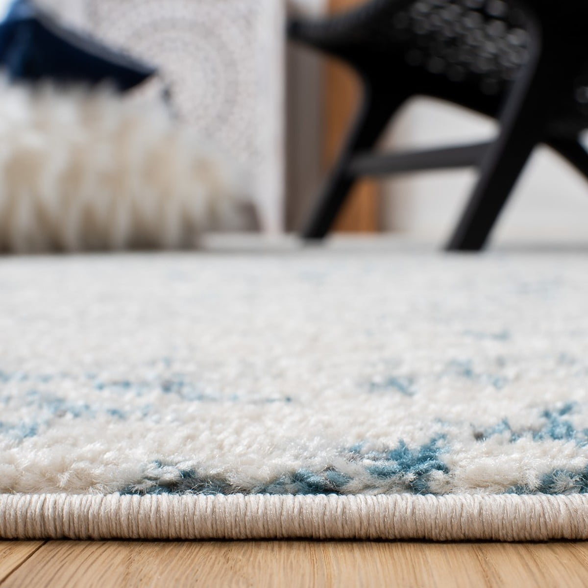SAFAVIEH Tulum Lakisha Distressed Southwestern Area Rug, 6'7" x 6'7" Square, Ivory/Turquoise